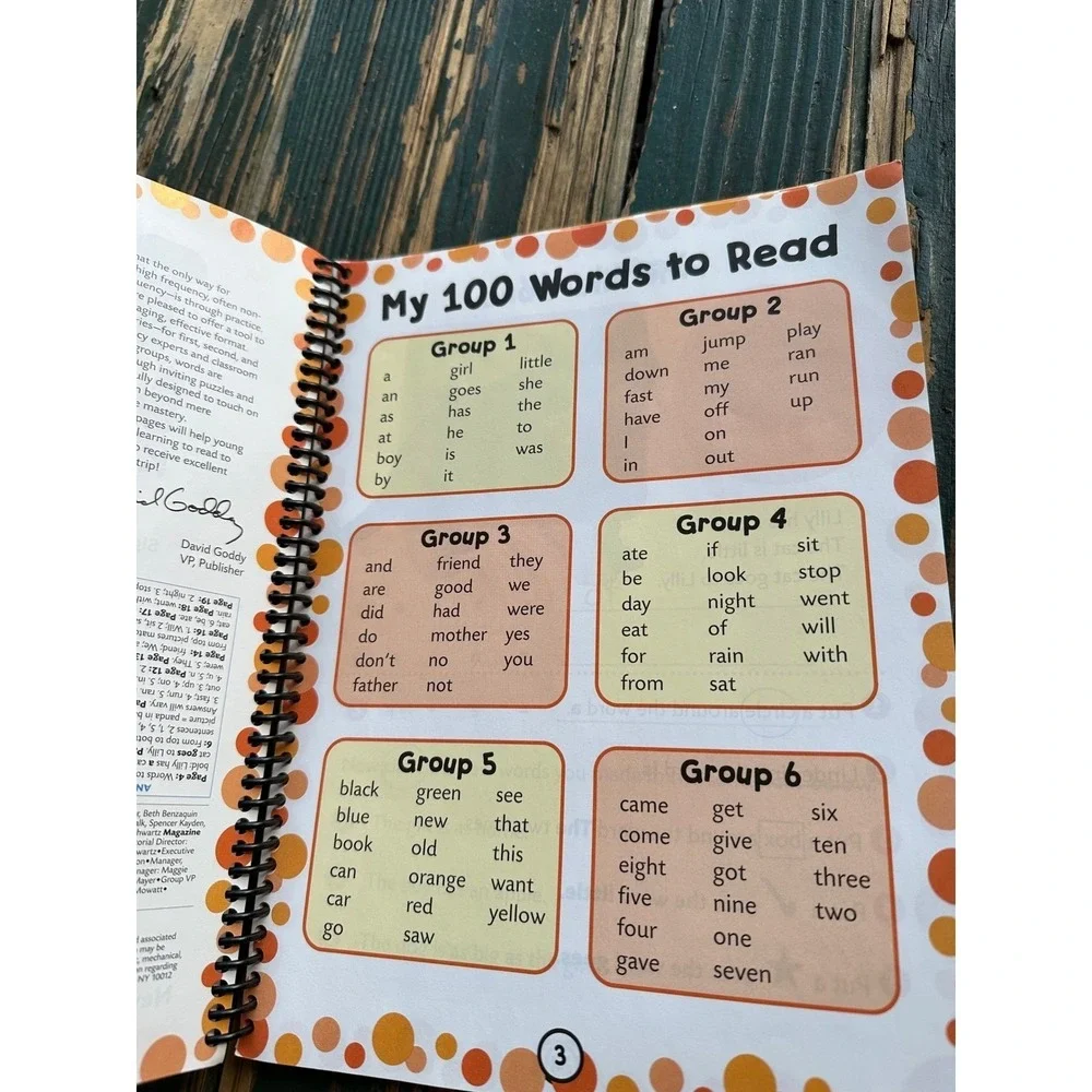 Scholastic 100 Words Kids Need‎ to Read by 1st Grade Sight Word Practice Book 1